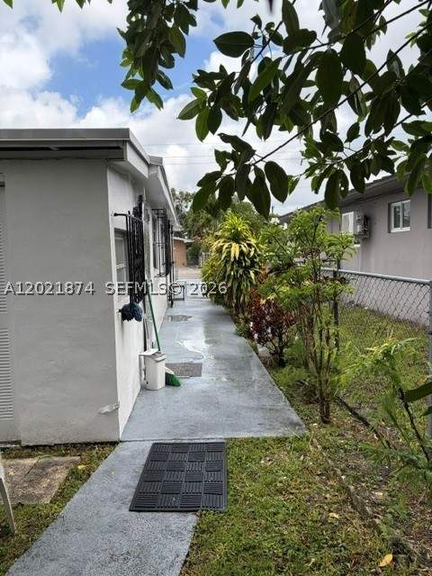 336 E 41st St, Hialeah FL - photo 14 of 23
