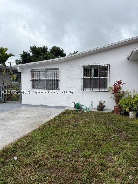 3 bedroom SingleFamilyResidence at 336 E 41st St, Churchill Downs, Hialeah — photo 2