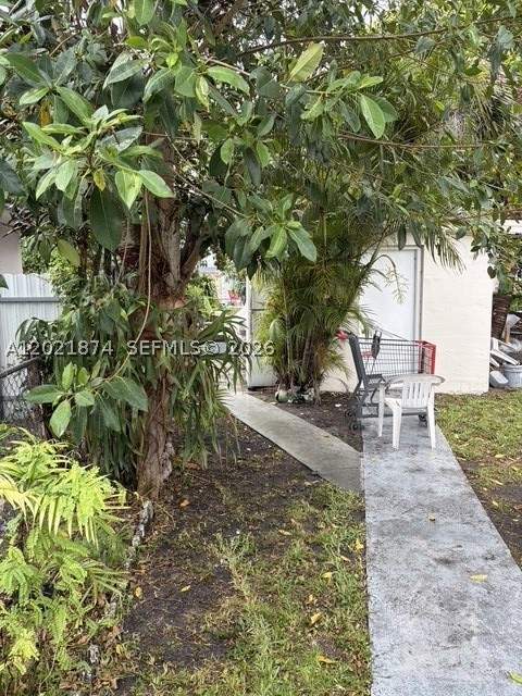 336 E 41st St, Hialeah FL - photo 8 of 23