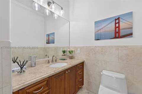 18461 SW 83rd Ave, Cutler Bay FL - photo 13 of 37