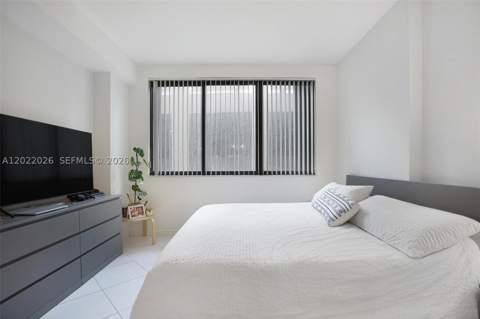 540 Brickell Key Dr 308, Miami FL - photo 14 of 25