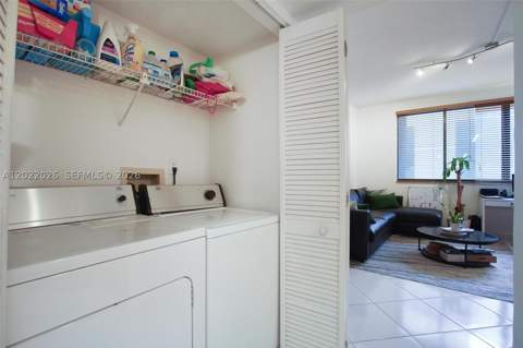 540 Brickell Key Dr 308, Miami FL - photo 21 of 25