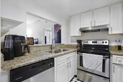 540 Brickell Key Dr 308, Miami FL - photo 7 of 25