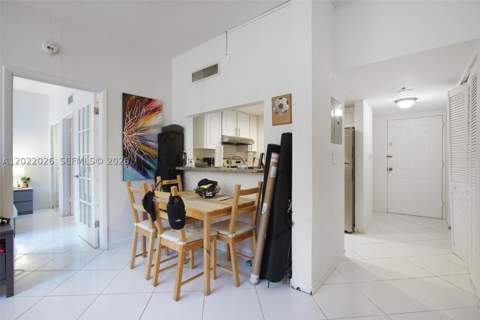 540 Brickell Key Dr 308, Miami FL - photo 9 of 25