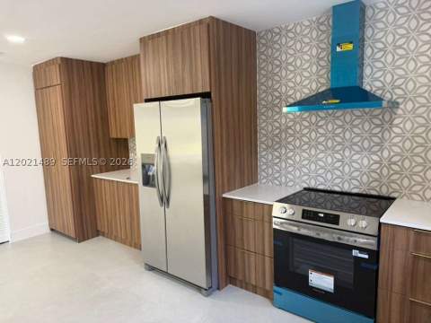 840 NW 67th St, Miami FL - photo 11 of 38