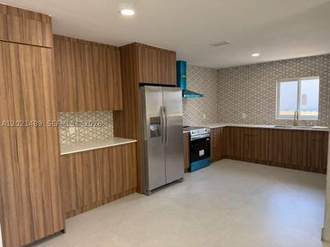 840 NW 67th St, Miami FL - photo 12 of 38