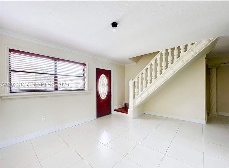 3 bedroom Townhouse at 5350 W 26th Ave 118, West View Lake Townhomes, Hialeah — photo 4