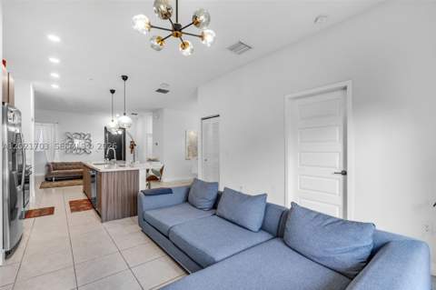 8015 NW 104th Ave 3, Doral FL - photo 14 of 32