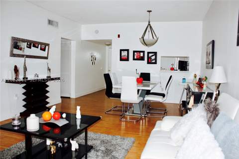 18555 NE 14th Ave 702A, Miami FL - photo 15 of 27