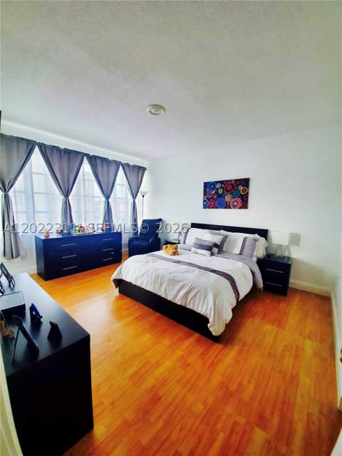 18555 NE 14th Ave 702A, Miami FL - photo 20 of 27