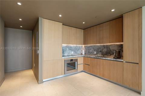 500 Alton Rd 802, Miami Beach FL - photo 14 of 54