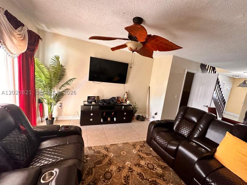 2 bedroom Condominium at 5953 W 28th Ave 24, Vista Del Lago Condo Vii, Hialeah — photo 4