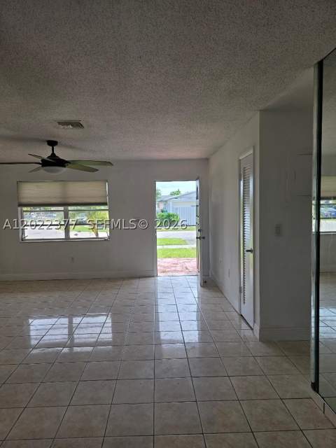 14905 SW 304th Ter, Homestead FL - photo 7 of 17