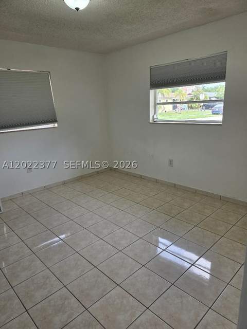14905 SW 304th Ter, Homestead FL - photo 9 of 17