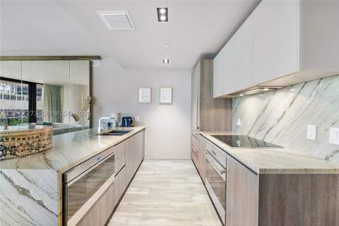 801 S Miami Ave 1004, Miami FL - photo 15 of 30