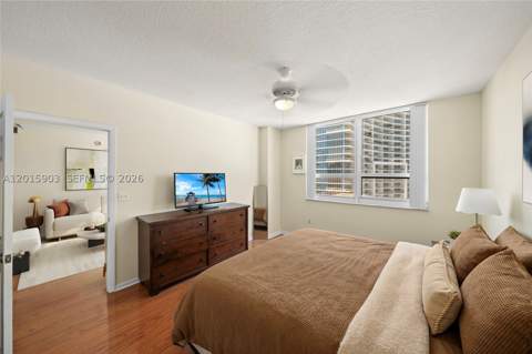 2000 N Bayshore Dr 1005, Miami FL - photo 10 of 42