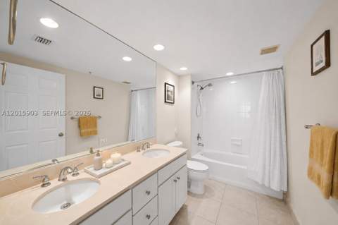 2000 N Bayshore Dr 1005, Miami FL - photo 12 of 42