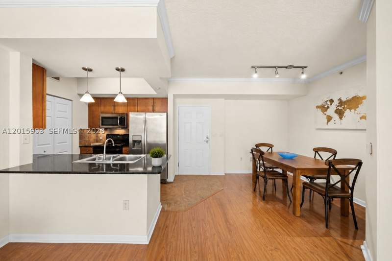 2 bedroom Condominium at 2000 N Bayshore Dr 1005, Cite Condo, Miami — photo 5