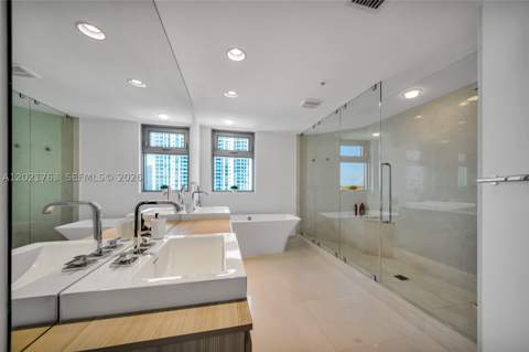 17301 Biscayne Blvd 907, North Miami Beach FL - photo 21 of 37