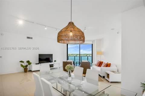 17301 Biscayne Blvd 907, North Miami Beach FL - photo 8 of 37