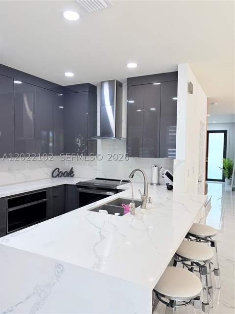 3409 W 92nd Pl, Hialeah FL - photo 19 of 33