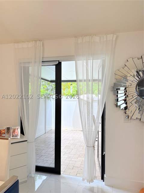 3409 W 92nd Pl, Hialeah FL - photo 21 of 33