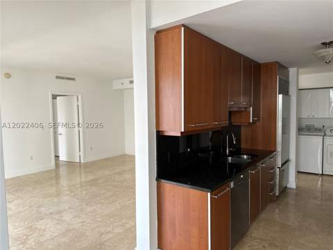 901 Brickell Key Blvd 2005, Miami FL - photo 11 of 18