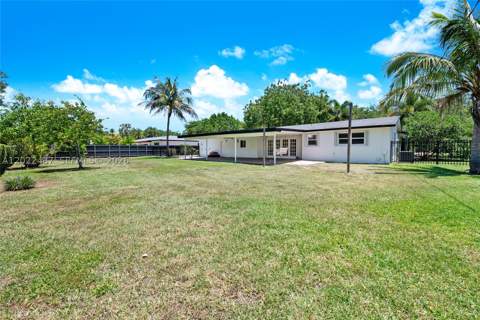 15700 SW 87th Ave, Palmetto Bay FL - photo 13 of 15