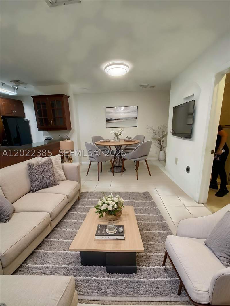 3 bedroom Townhouse at 6763 NW 182nd St 105, Marquis Villas I Condo, Hialeah — photo 3