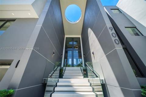 900 NE 75th St, Miami FL - photo 6 of 69