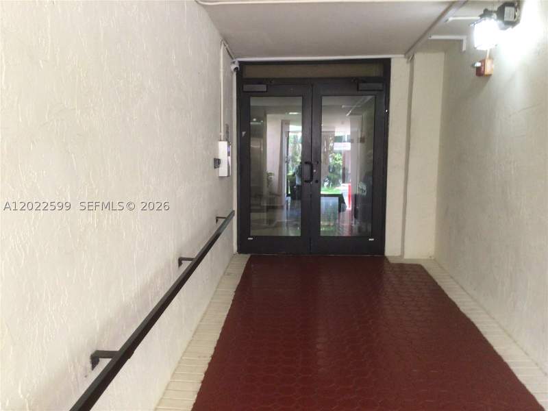 1 bedroom Condominium at 17021 N Bay Rd 625, Plaza Of Americas Condo P, Sunny Isles Beach — photo 5