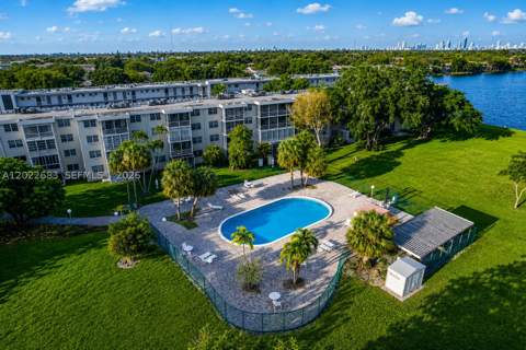 447 NE 195th St 117, Miami FL - photo 19 of 24