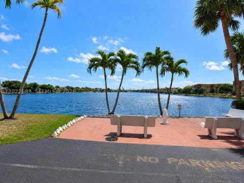 447 NE 195th St 117, Miami FL - photo 22 of 24