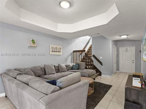 5033 NW 114th Ct, Doral FL - photo 9 of 31