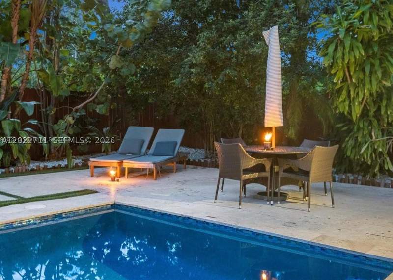 3 bedroom SingleFamilyResidence at 443 NE 71st St, Federal Way Amd, Miami — photo 4