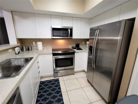 17375 Collins Ave 1007, Sunny Isles Beach FL - photo 6 of 63