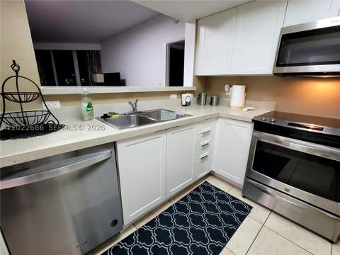 17375 Collins Ave 1007, Sunny Isles Beach FL - photo 7 of 63
