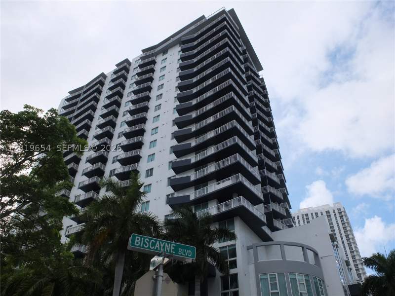 1 bedroom Condominium at 275 NE 18th St 1101, 1800 Biscayne Plaza Condo, Miami — photo 2