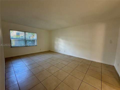 18101 NW 68th Ave B102, Hialeah FL - photo 12 of 18