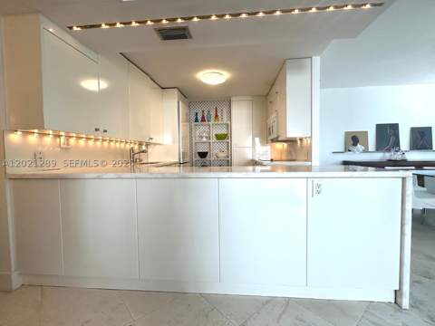 150 Ocean Lane Dr 2A, Key Biscayne FL - photo 15 of 38