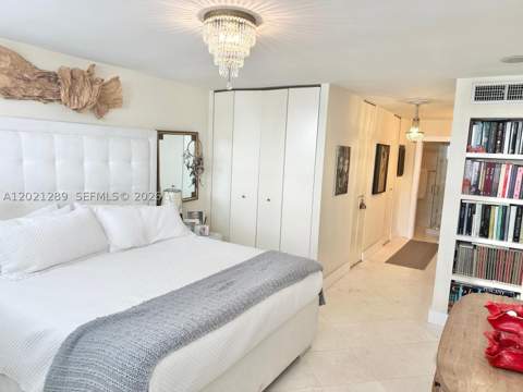 150 Ocean Lane Dr 2A, Key Biscayne FL - photo 20 of 38