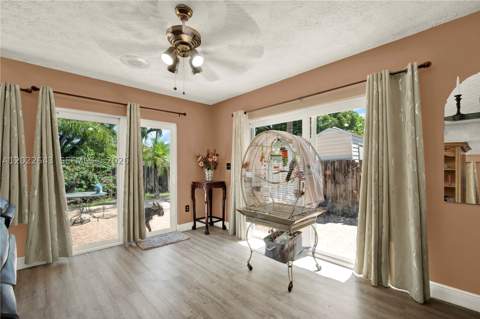 10813 SW 158th Ln, Miami FL - photo 18 of 37
