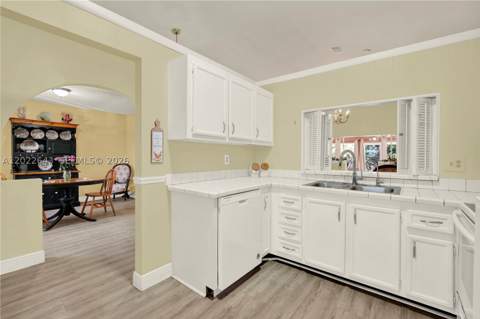 10813 SW 158th Ln, Miami FL - photo 6 of 37