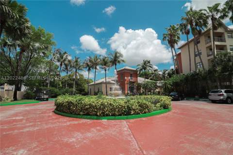 8245 Lake Dr 308, Doral FL - photo 15 of 25