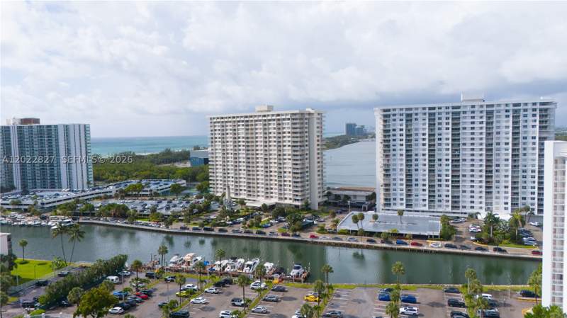 1 bedroom Condominium at 300 Bayview Dr 1504, Arlen House Condo, Sunny Isles Beach — photo 2