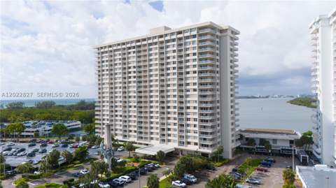 300 Bayview Dr 1504, Sunny Isles Beach FL - photo 6 of 37
