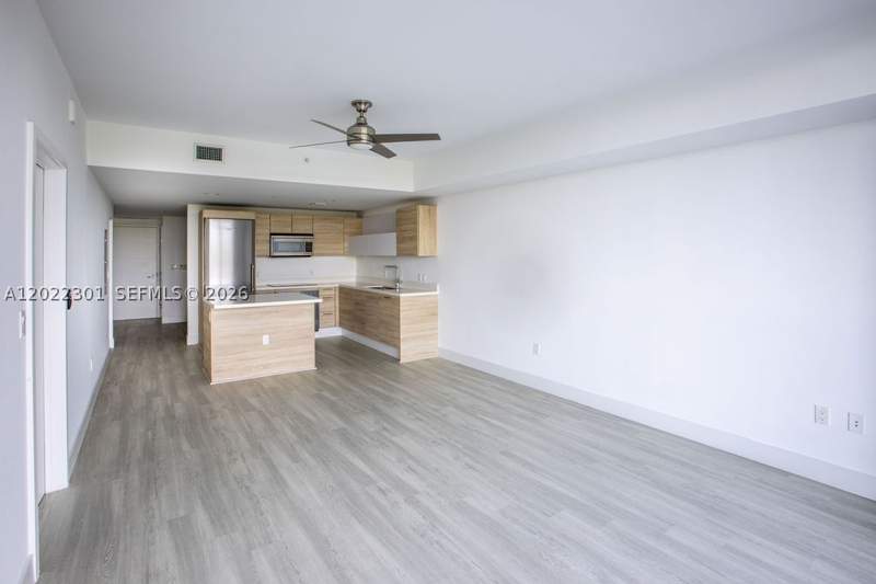 2 bedroom Condominium at 16385 N Biscayne Blvd 403, The Harbour North Condo, North Miami Beach — photo 3