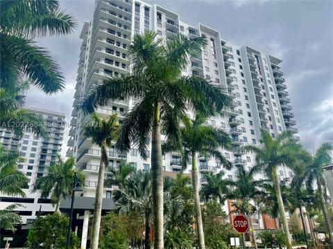 5252 NW 85th Ave 406, Doral FL - photo 15 of 26