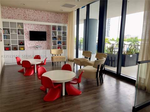 5252 NW 85th Ave 406, Doral FL - photo 20 of 26