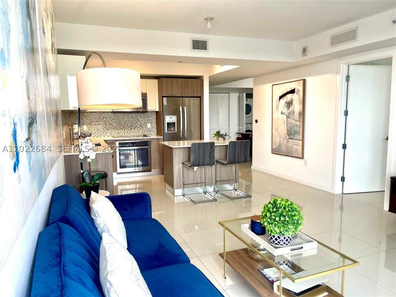 1 bedroom Condominium at 5252 NW 85th Ave 406, 5252 PASEO CONDO, Doral — photo 3